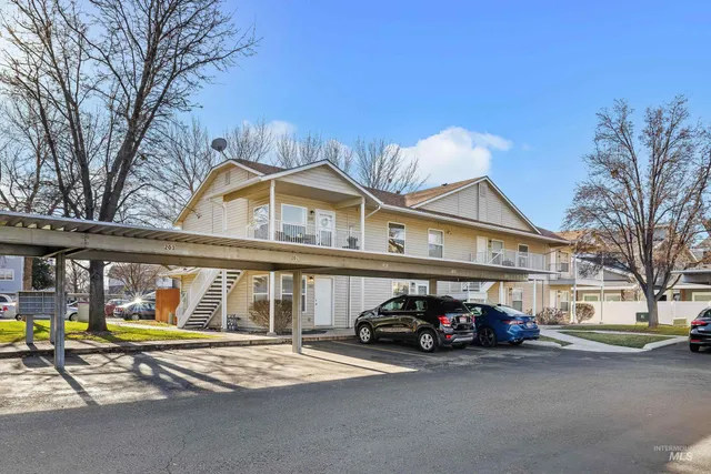 $224,700 | 8909 West Irving Street, Unit 101, Boise, ID 83704