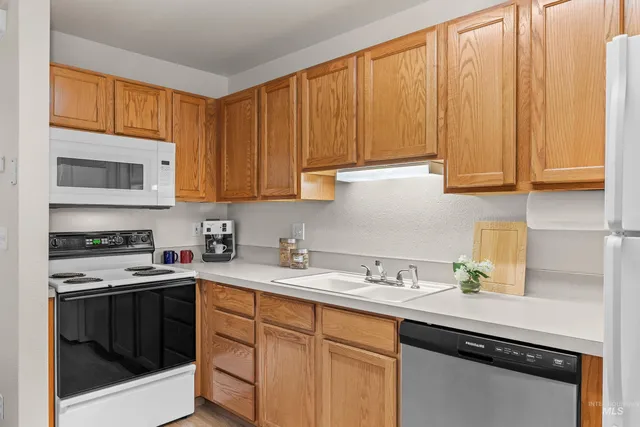 $224,700 | 8909 West Irving Street, Unit 101, Boise, ID 83704