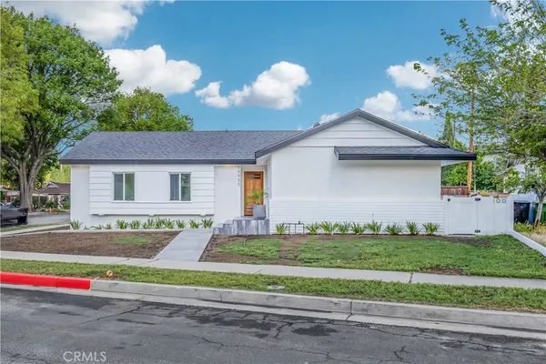 $1,199,999 | 15955 Londelius Street, North Hills, CA 91343