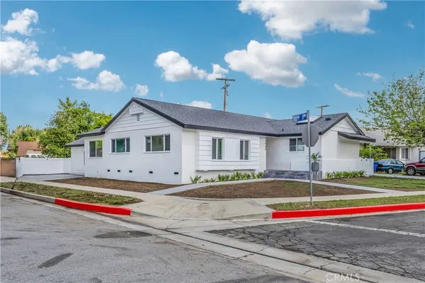 $1,199,999 | 15955 Londelius Street, North Hills, CA 91343
