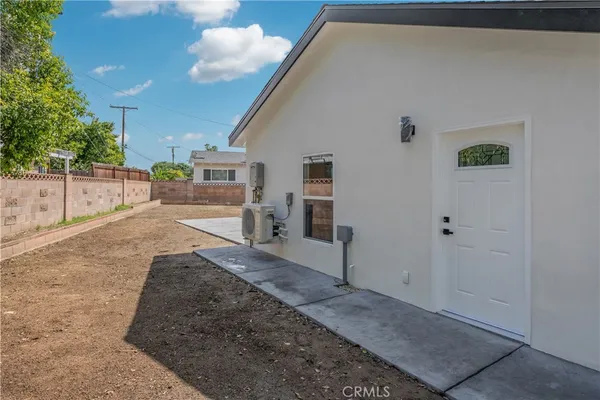 $1,199,999 | 15955 Londelius Street, North Hills, CA 91343