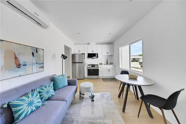 $1,199,999 | 15955 Londelius Street, North Hills, CA 91343