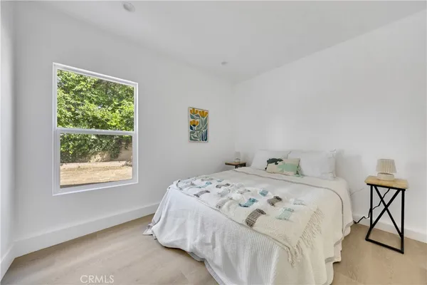 $1,199,999 | 15955 Londelius Street, North Hills, CA 91343