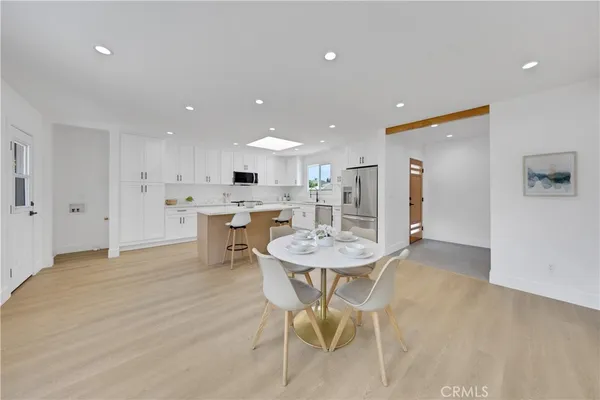 $1,199,999 | 15955 Londelius Street, North Hills, CA 91343