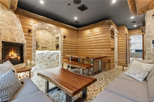 $6,900,000 | 1470 White Hawk Ranch Drive, Boulder, CO 80303