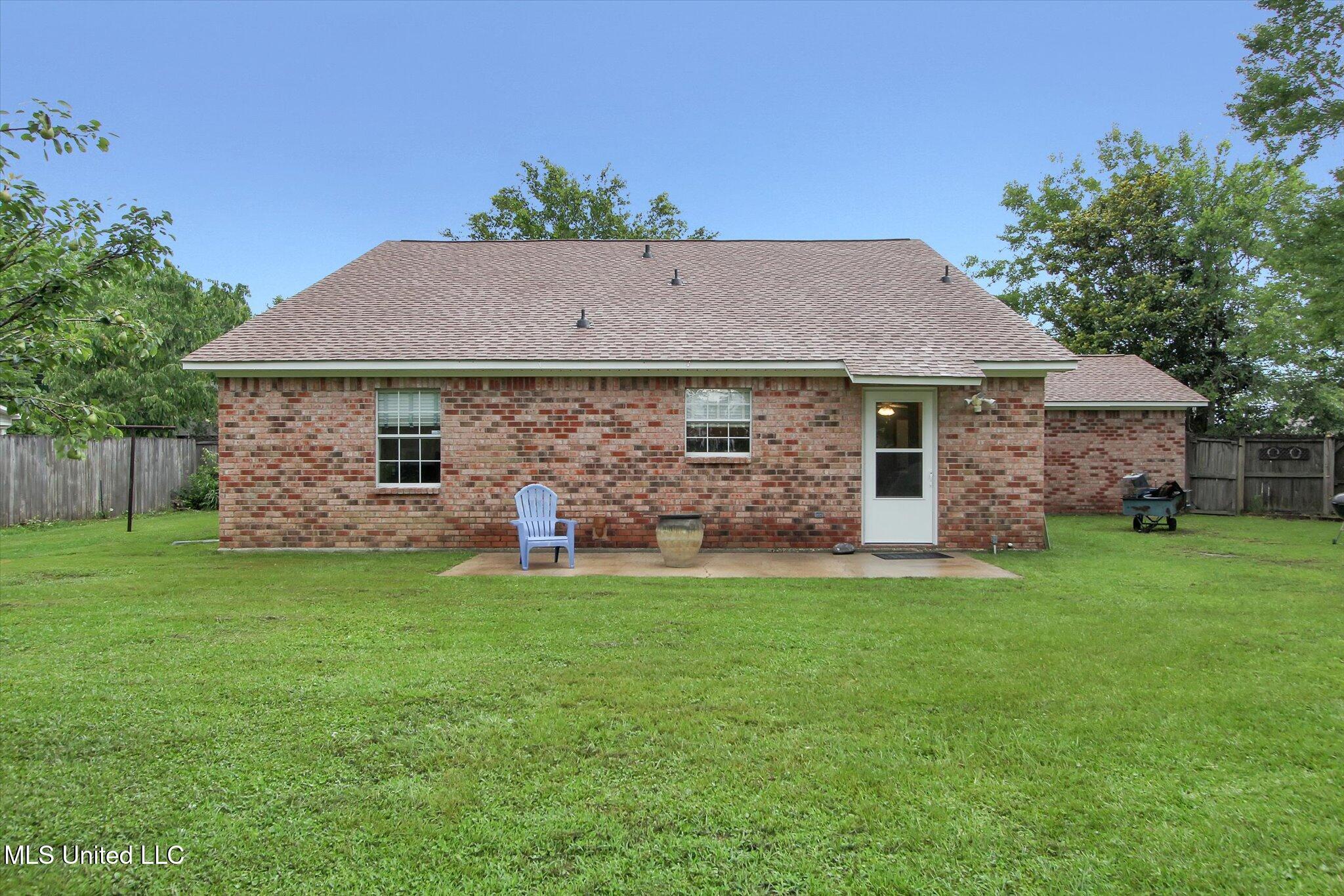 8809 Old Walnut Road Ocean Springs, MS 39564 - Photo 27 of 30 Back side of home