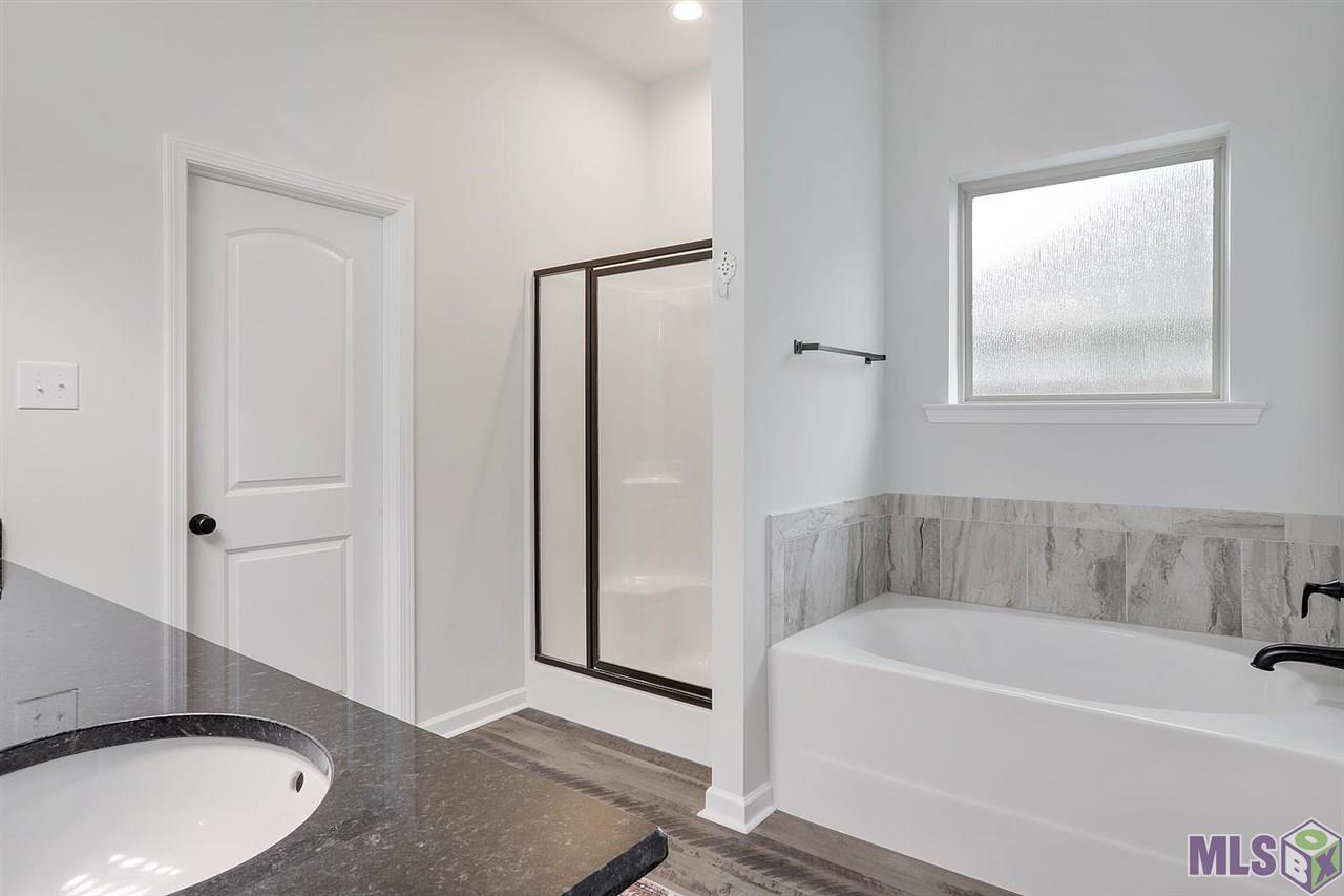 1030 Gentle Wind Drive Baton Rouge, LA 70820 - Photo 12 of 22