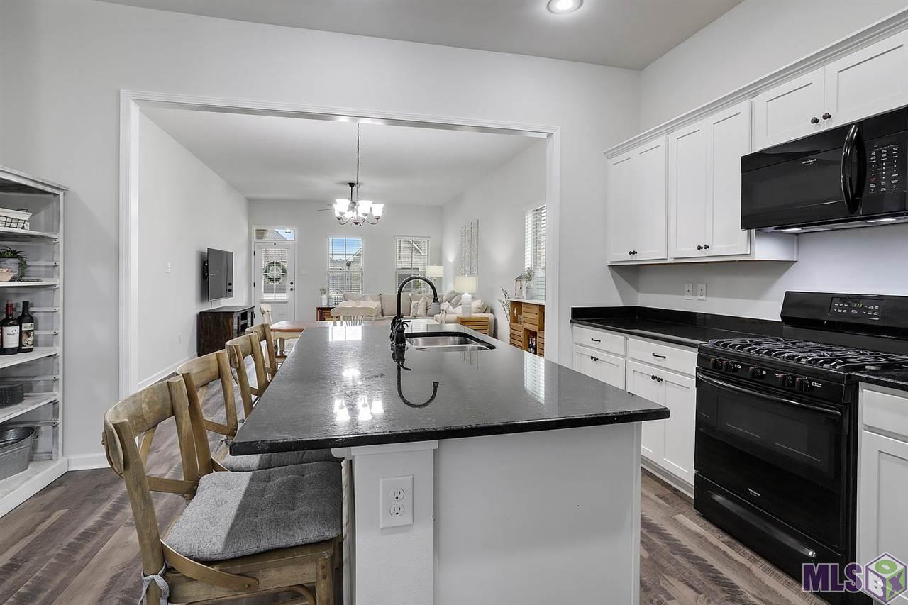 1030 Gentle Wind Drive Baton Rouge, LA 70820 - Photo 5 of 22