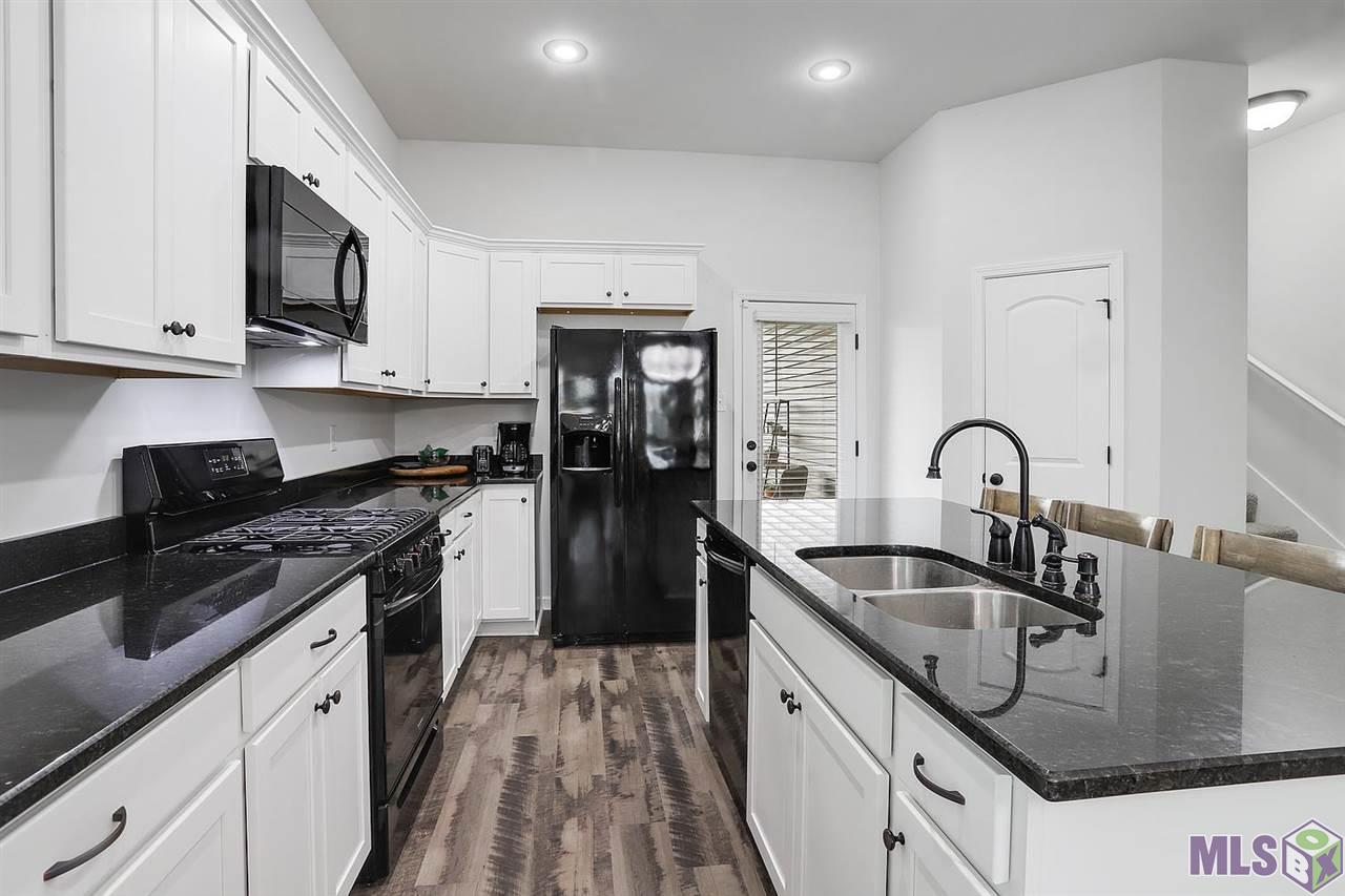 1030 Gentle Wind Drive Baton Rouge, LA 70820 - Photo 8 of 22