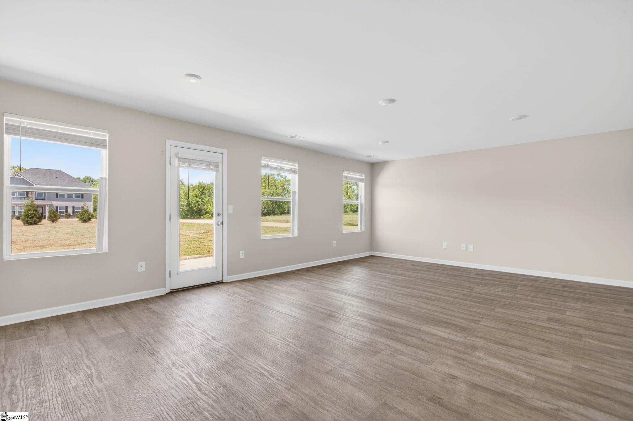 188 Emory Road Cowpens, SC 29330 - Photo 9 of 30