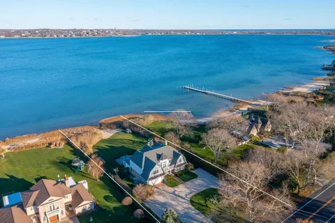 $7,995,000 | 278 West West Lake Drive, Montauk, NY 11954