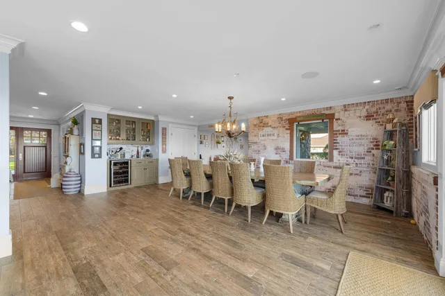 $7,995,000 | 278 West West Lake Drive, Montauk, NY 11954