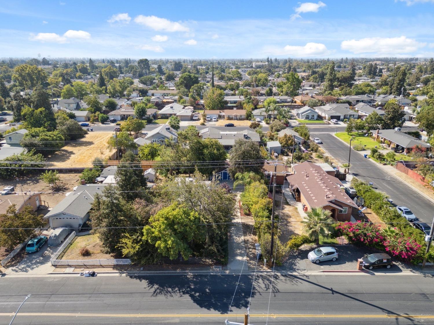 220 Sunnyside Avenue Clovis, CA 93612 - Photo 32 of 38 an aerial view of a city