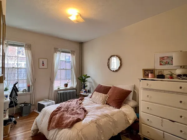 $3,550 | 81 West Cedar Street, Unit 31A, Boston, MA 02114