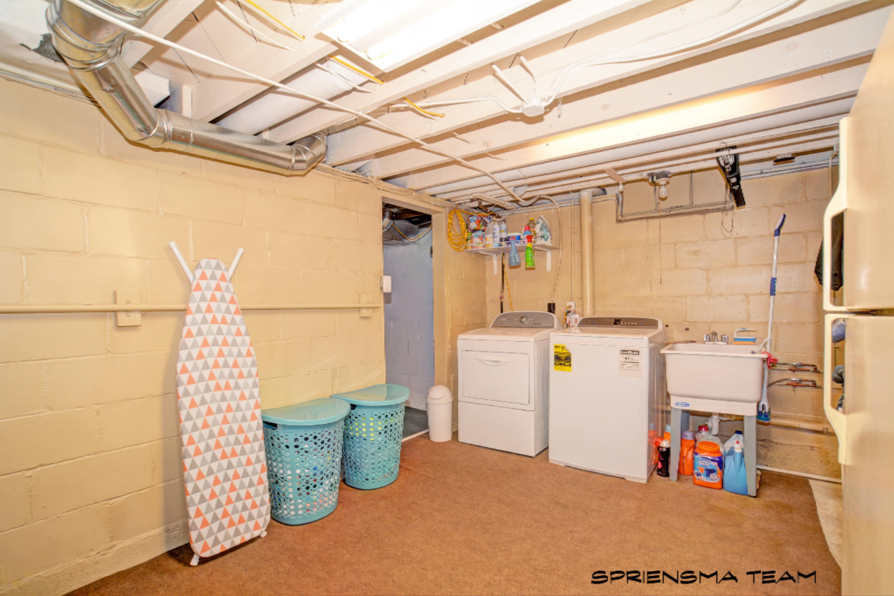 76 Country Club Road Holland, MI 49423 - Photo 15 of 21 laundry