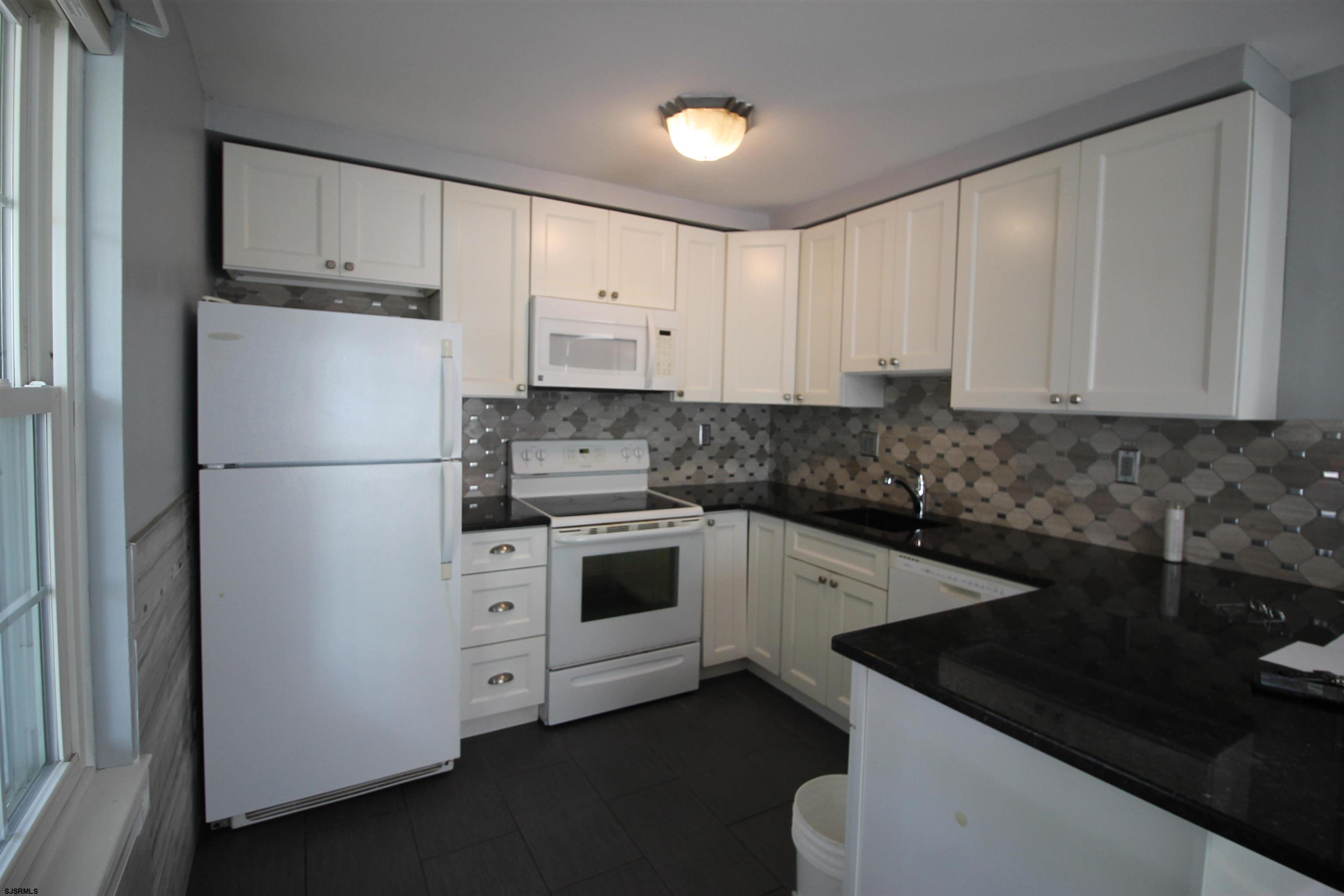 17 Waterview Drive, Unit 17 Galloway Township, NJ 08205 - Photo 3 of 35