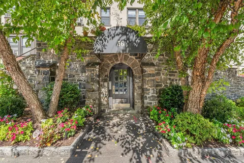 $189,000 | 56 Pondfield Road West, Unit A, Bronxville, NY 10708