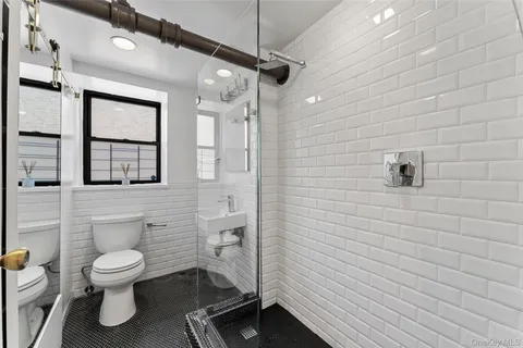 $189,000 | 56 Pondfield Road West, Unit A, Bronxville, NY 10708