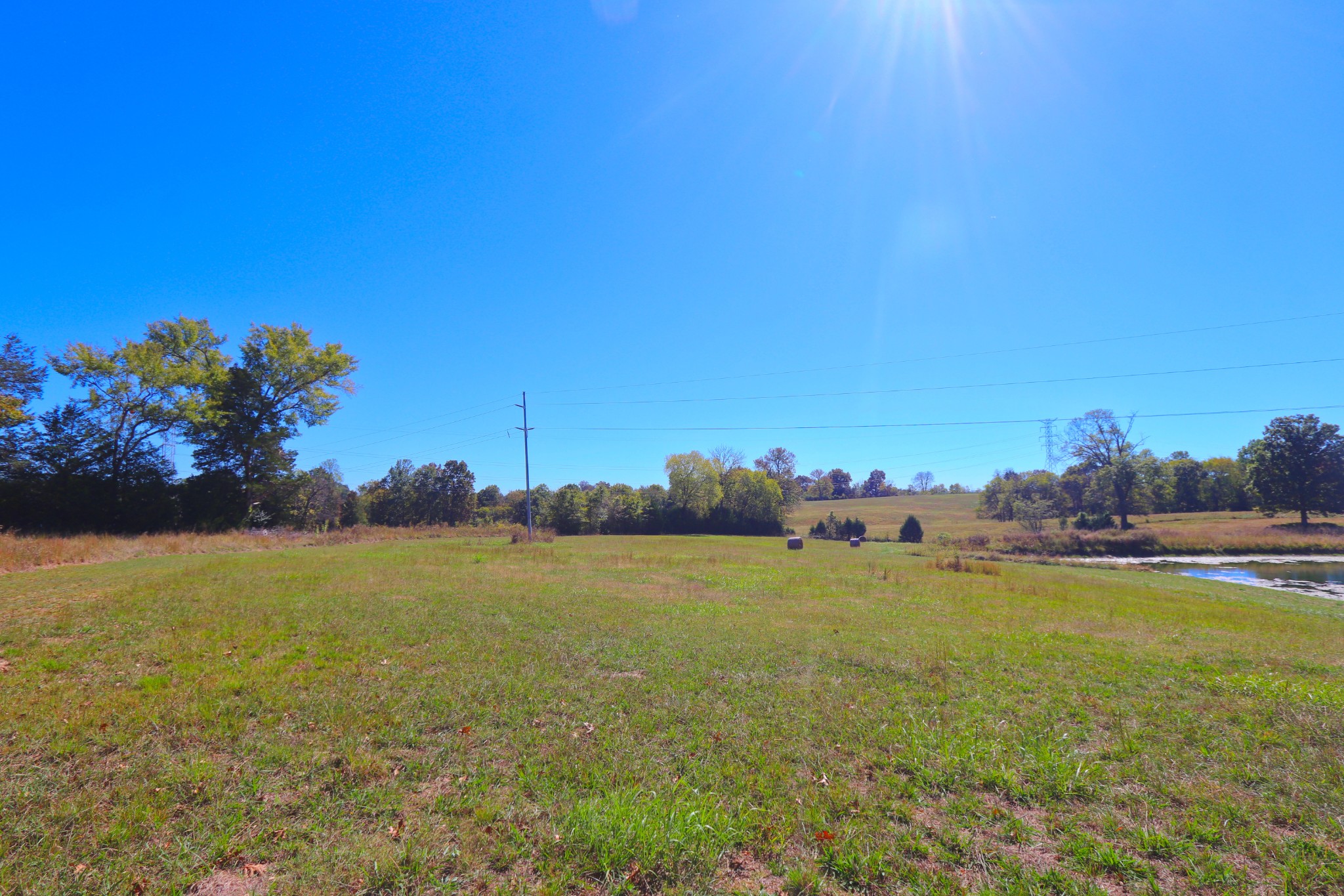 485 C Canoe Branch Road Castalian Springs, TN 37031 - Photo 7 of 29 a view of an ocean and city
