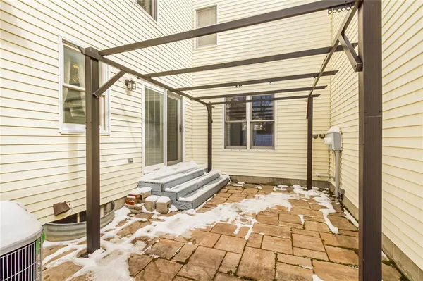 $299,900 | 28 Hamlin Drive, Canandaigua City, NY 14424