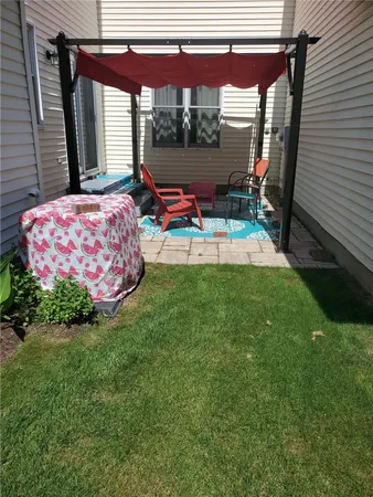 $299,900 | 28 Hamlin Drive, Canandaigua City, NY 14424