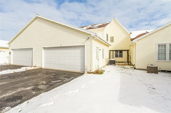$299,900 | 28 Hamlin Drive, Canandaigua City, NY 14424
