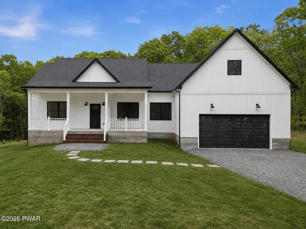 $599,000 | 184 Soose Way, Tafton, PA 18464