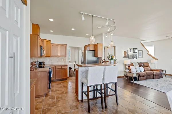 $539,000 | 814 Trout Lake Court, Yakima, WA 98901