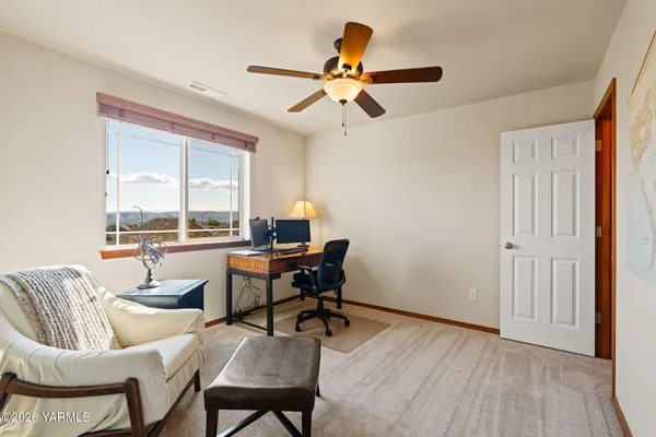 $539,000 | 814 Trout Lake Court, Yakima, WA 98901