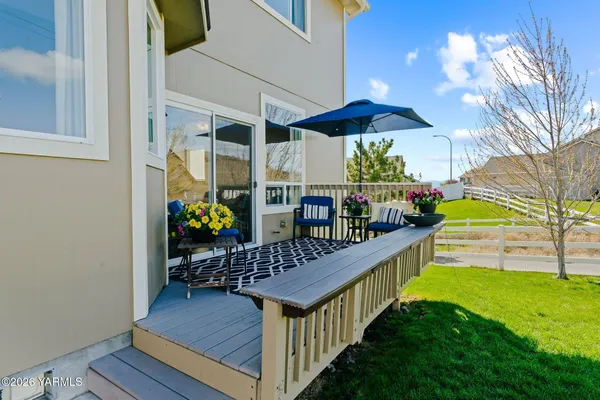 $539,000 | 814 Trout Lake Court, Yakima, WA 98901