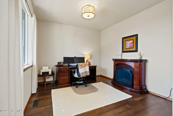 $539,000 | 814 Trout Lake Court, Yakima, WA 98901