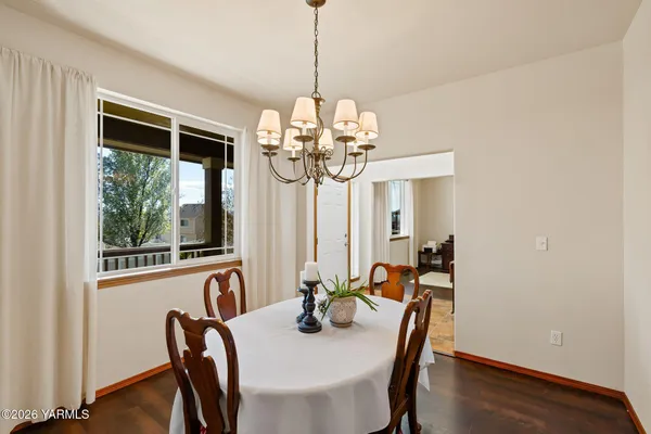 $539,000 | 814 Trout Lake Court, Yakima, WA 98901