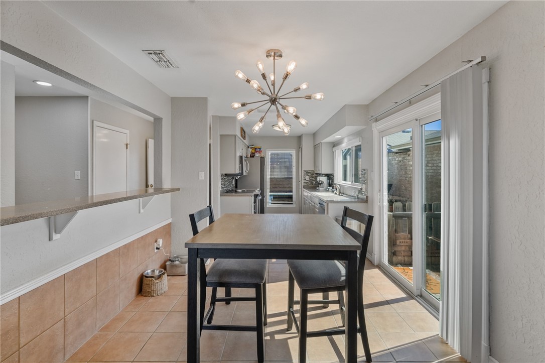 722 Oriole Street Corpus Christi, TX 78418 - Photo 8 of 22