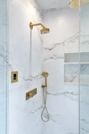 $2,299,000 | 2042 West Berteau Avenue, Chicago, IL 60618