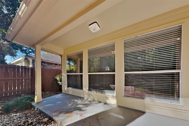 a view of a entrance door of the house