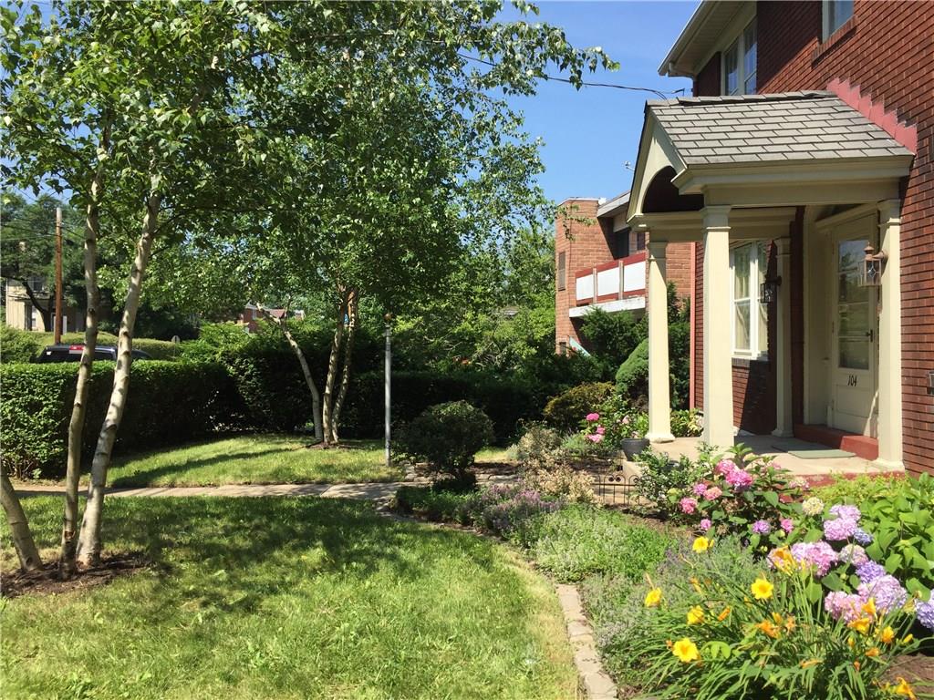 104 Bower Hill Road Pittsburgh, PA 15216 - Photo 3 of 25 Gallery Image 3