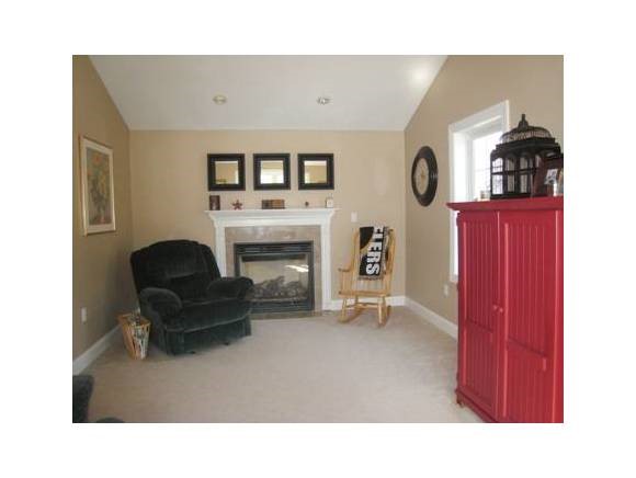 11 Wimbledon Road Epsom, NH 03234 - Photo 6 of 24 Gallery Image 6