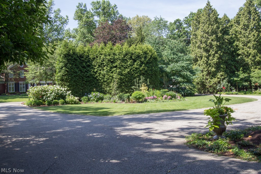 178 Hampshire Road Akron, OH 44313 - Photo 30 of 33 Gallery Image 30