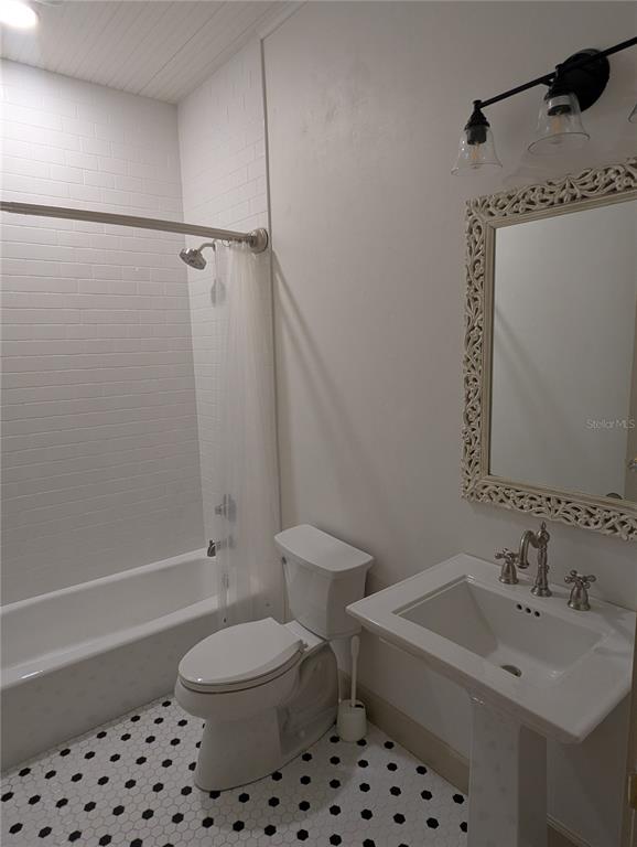 720 Northwest 3 Street Gainesville, FL 32601 - Photo 30 of 54