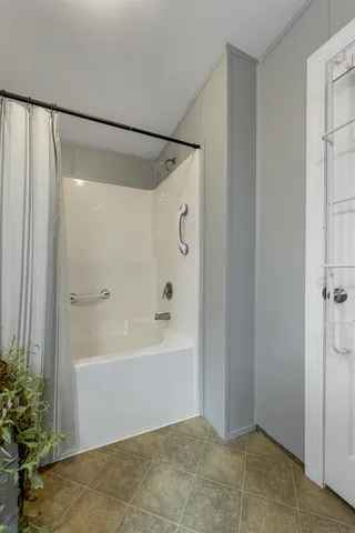 $215,000 | 27 Hillside Drive, Allenstown, NH 03275