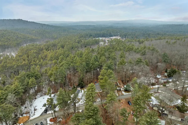 $215,000 | 27 Hillside Drive, Allenstown, NH 03275