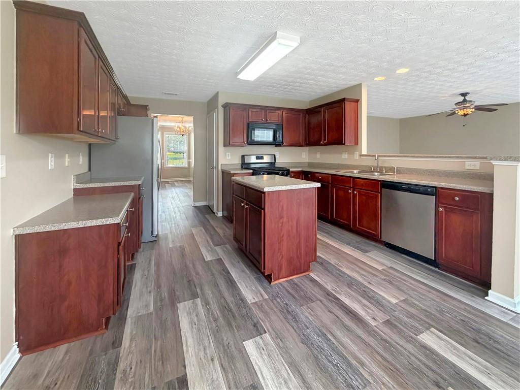 1210 Skylar Ridge Circle Buford, GA 30519 - Photo 14 of 34