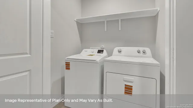 $271,990 | 433 Low Pasture Trail, Maxwell, TX 78656