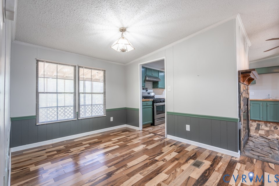 18017 Cox Road Sutherland, VA 23885 - Photo 18 of 49 Dining room/Office