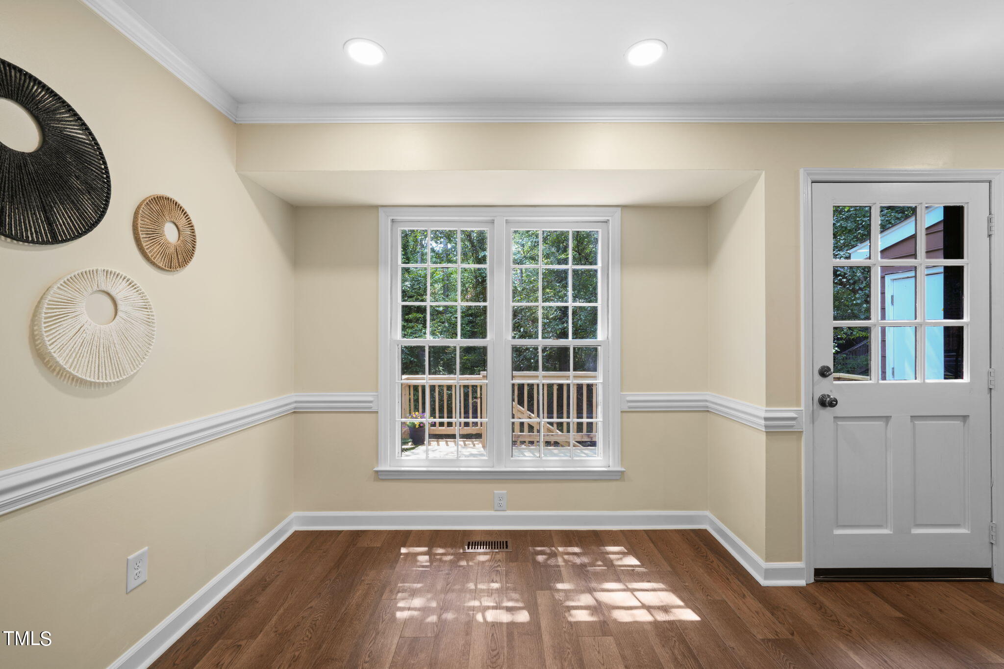 4547 Hershey Court Raleigh, NC 27613 - Photo 9 of 39 Dining Area