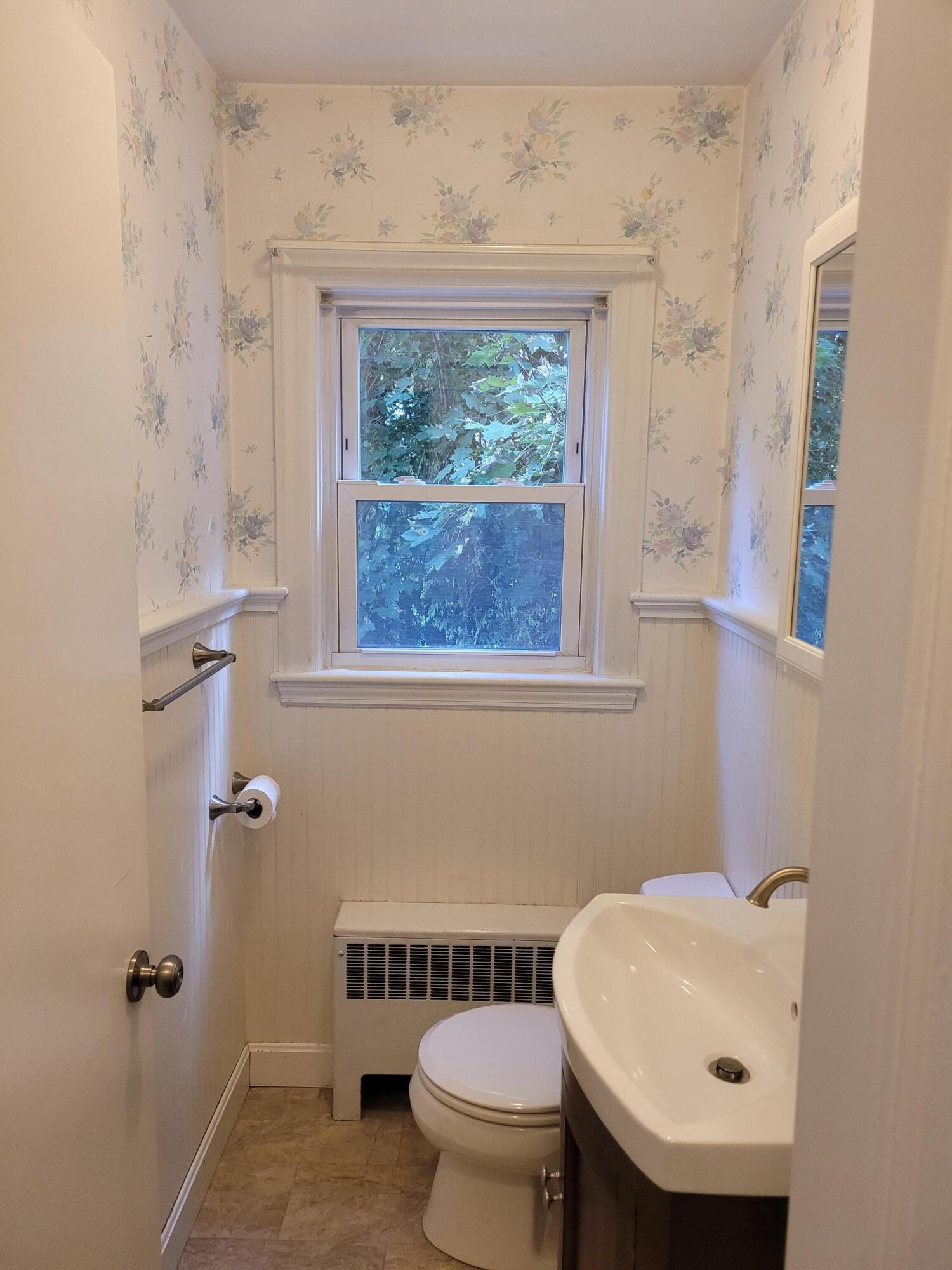 70 15th Street Bangor, ME 04401 - Photo 16 of 44 20220928_120812