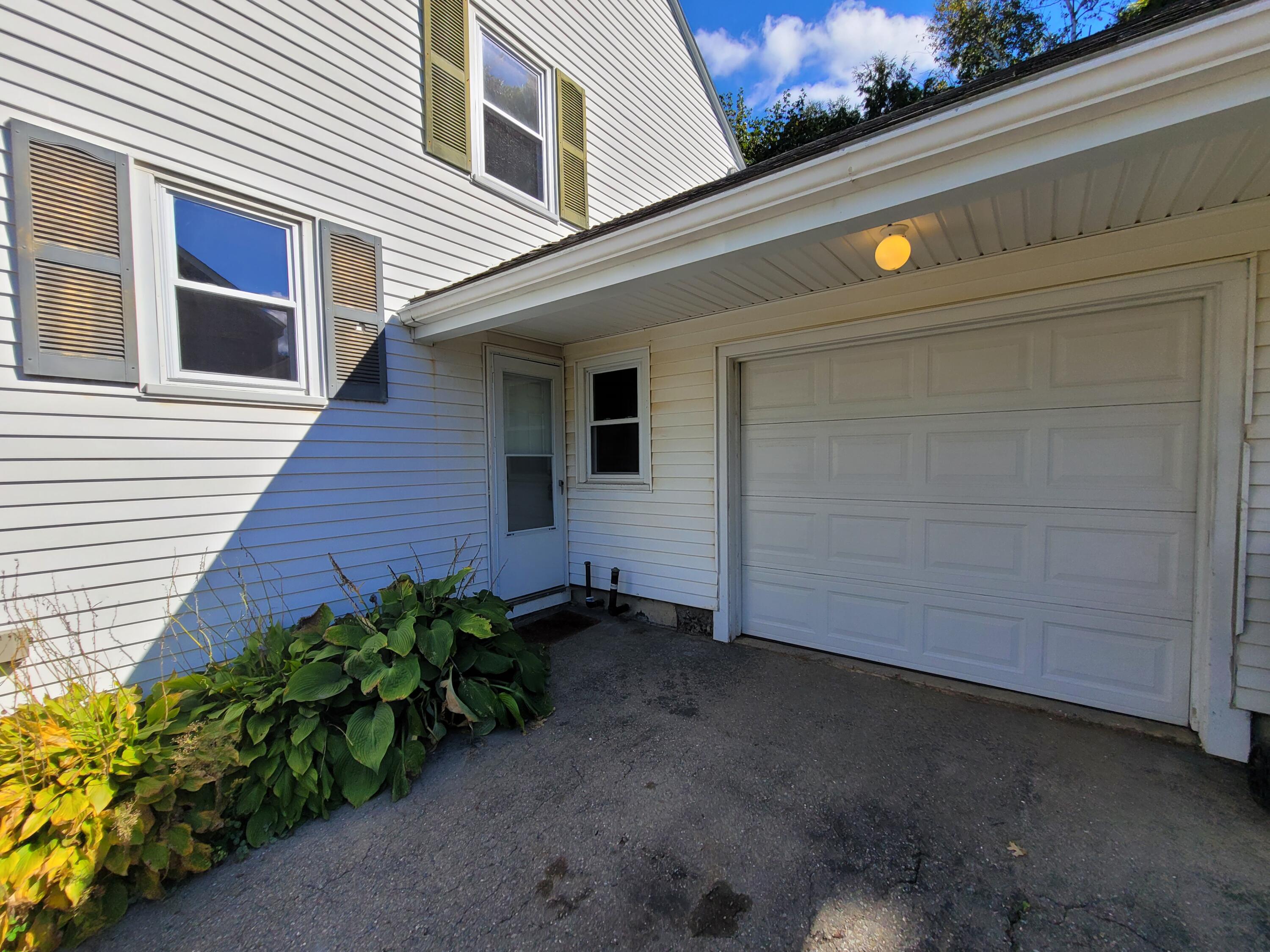 70 15th Street Bangor, ME 04401 - Photo 8 of 44 20220928_120550