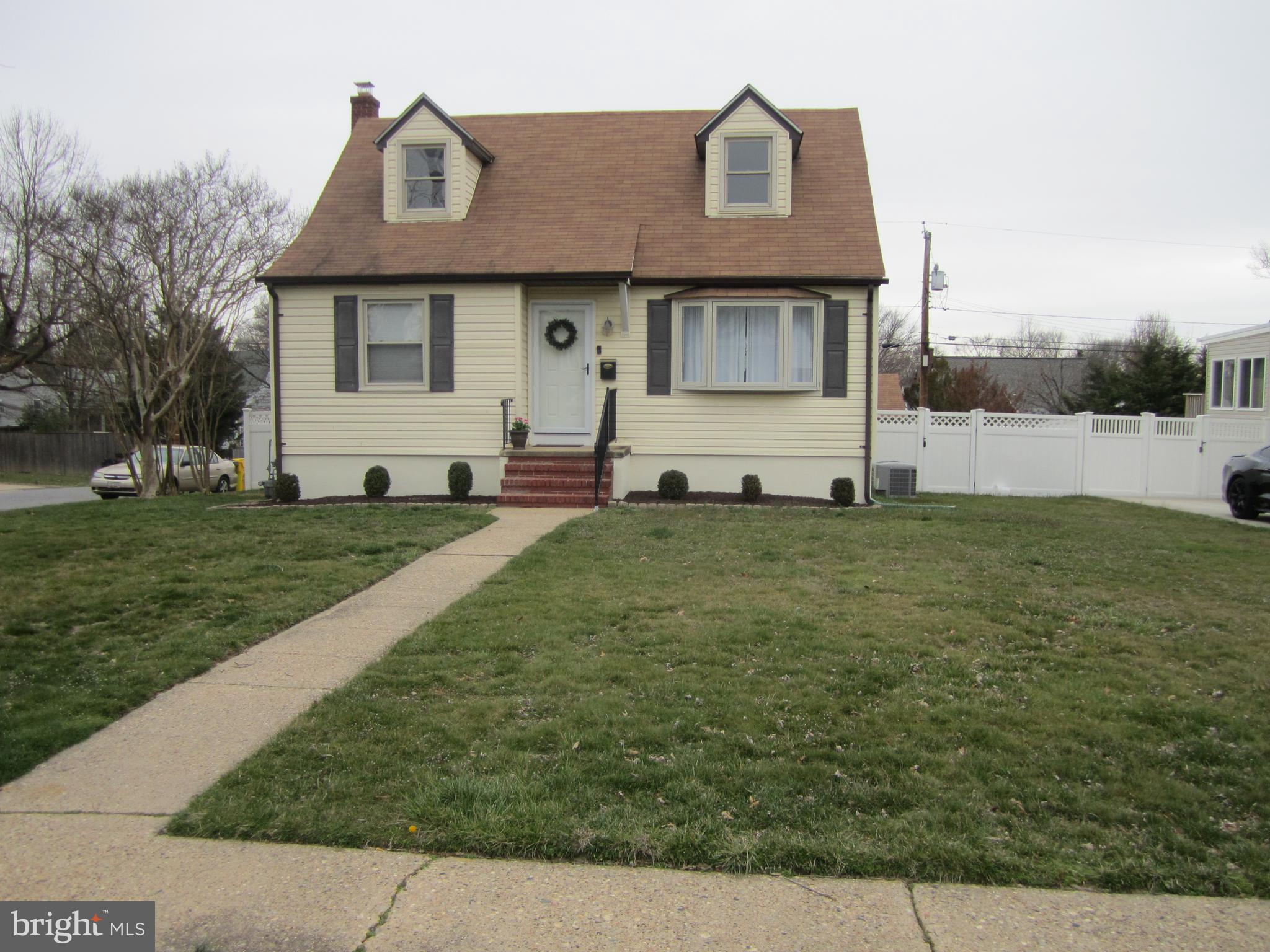 568 Fairmount Road Linthicum, MD 21090 - Photo 4 of 26