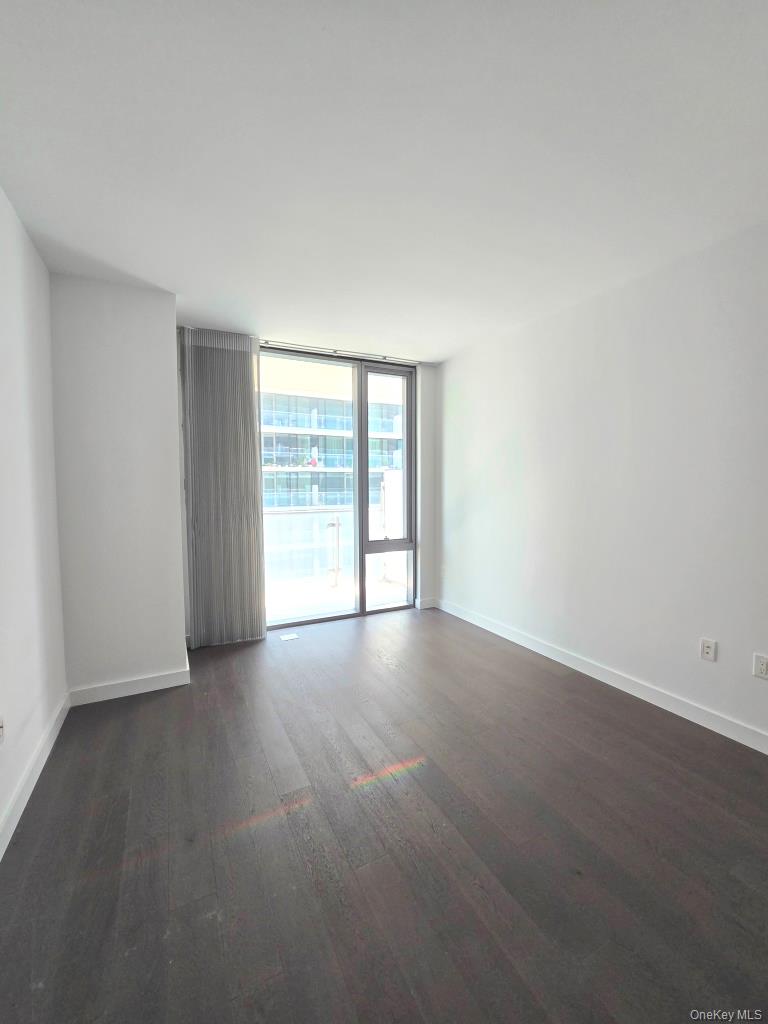 131-05 40 Road, Unit 15R Queens, NY 11354 - Photo 5 of 13