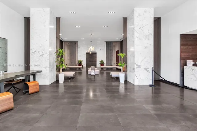 $420,000 | 1600 Northeast 1st Avenue, Unit 3019, Miami, FL 33132